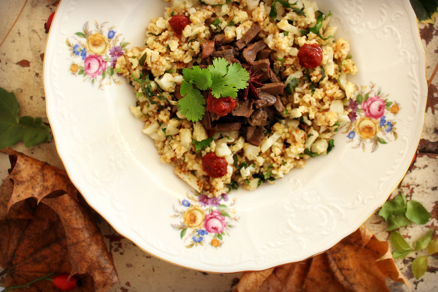 Салат с кускусом и говядиной